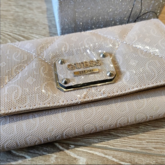 Guess Ophelia Slim Clutch Wallet NWOB - Picture 3 of 4